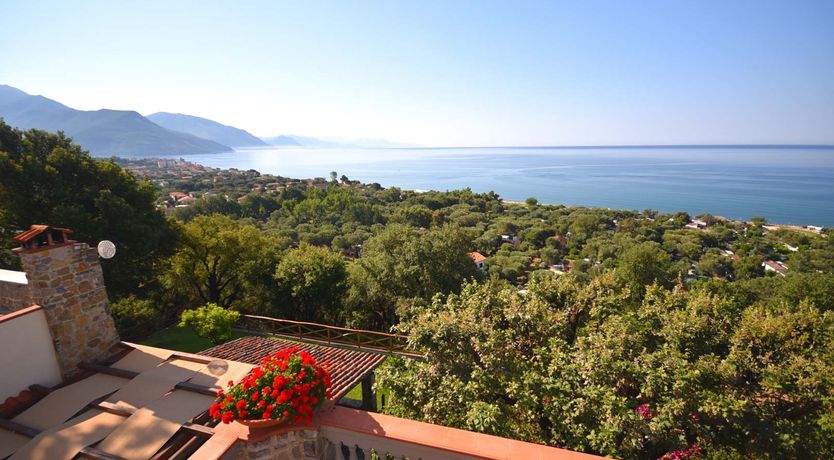 Photo of Vibonati Jewel