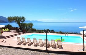 Photo of vibonati-jewel