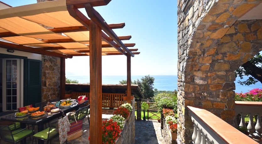 Photo of Vibonati Jewel