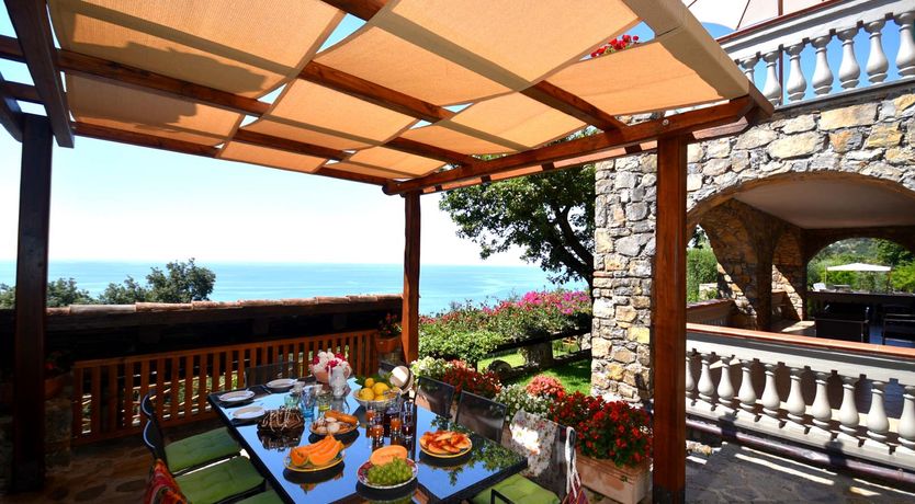 Photo of Vibonati Jewel