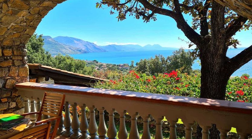 Photo of Vibonati Jewel