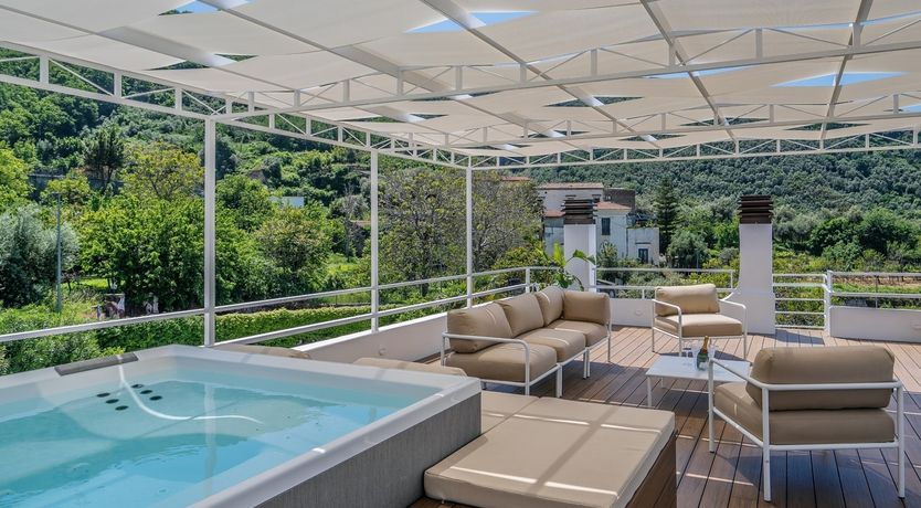 Photo of The Sorrento Pearl