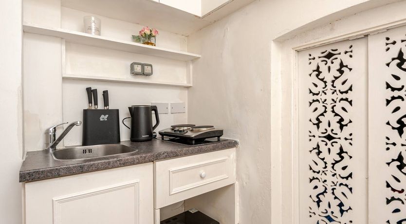 Photo of Palaces & Gardens