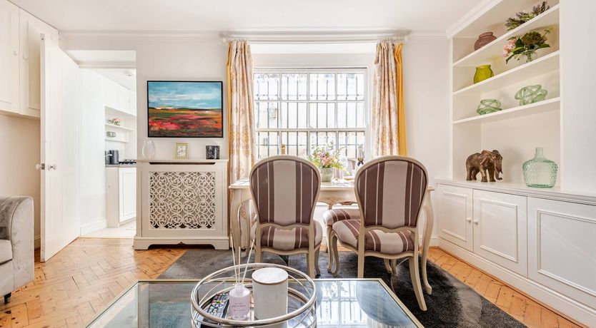 Photo of Palaces & Gardens