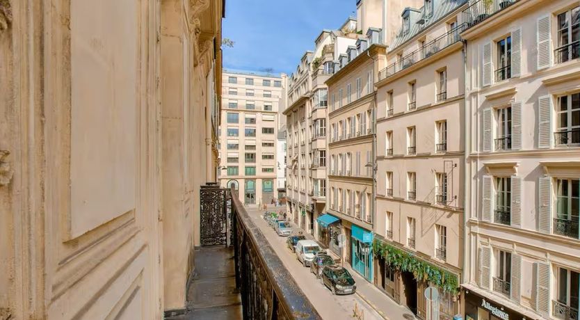 Photo of Champs-Élysées Luxury