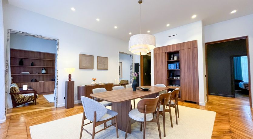 Photo of Champs-Élysées Luxury