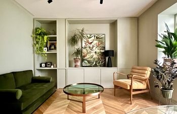 Botanical Notes Holiday Home