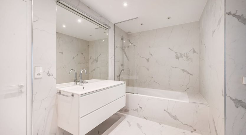 Photo of Elegant Outlook