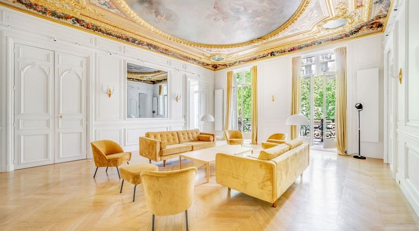 Photo of Elegant Outlook