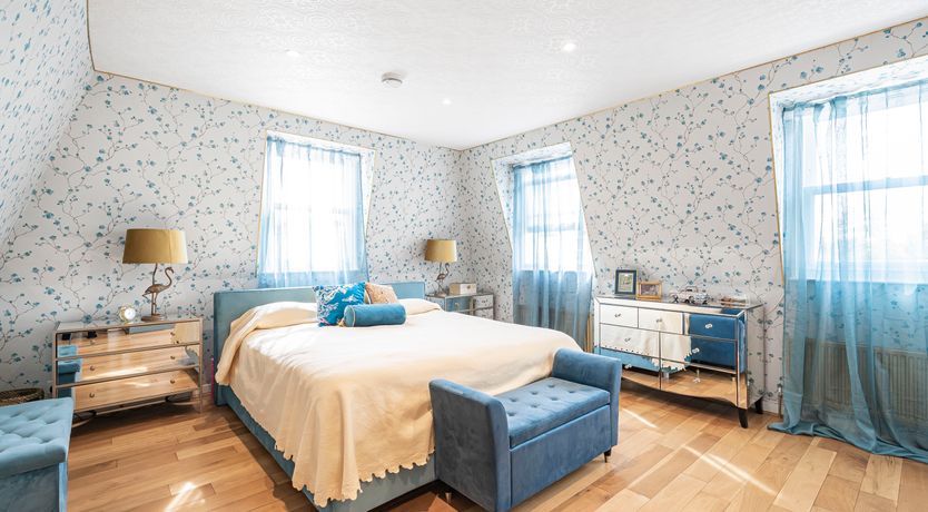 Photo of A Sloane Tale