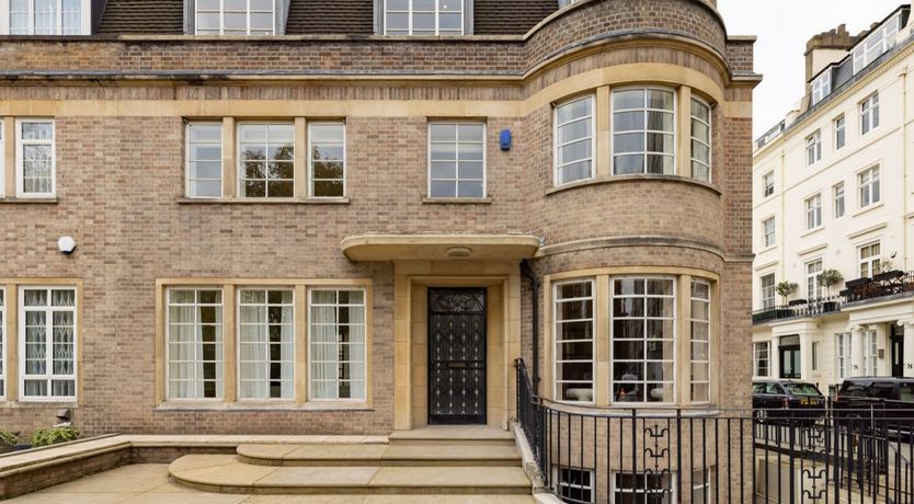 Photo of The Collared Dove