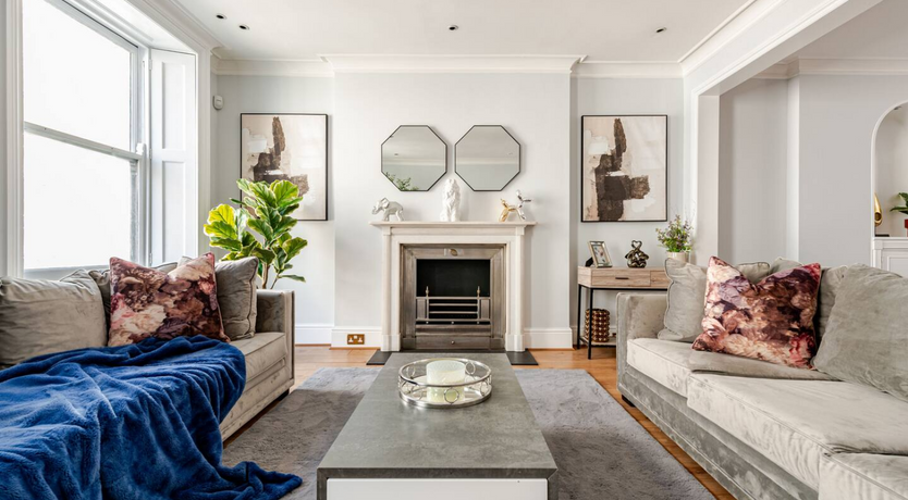 Photo of Victoria's Crown