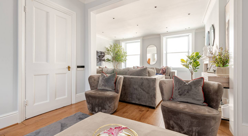 Photo of Victoria's Crown