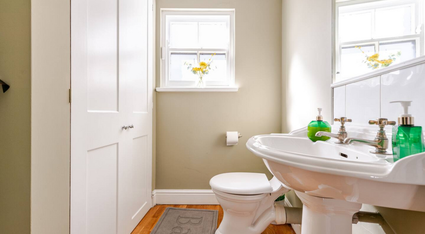 Photo of Victoria's Crown