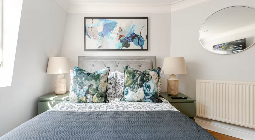 Photo of Victoria's Crown