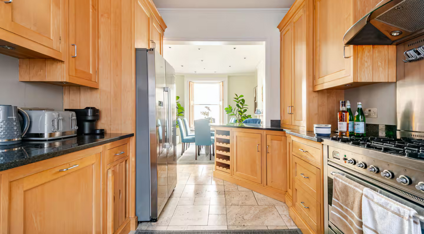 Photo of Victoria's Crown