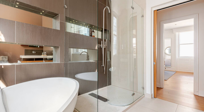 Photo of Victoria's Crown