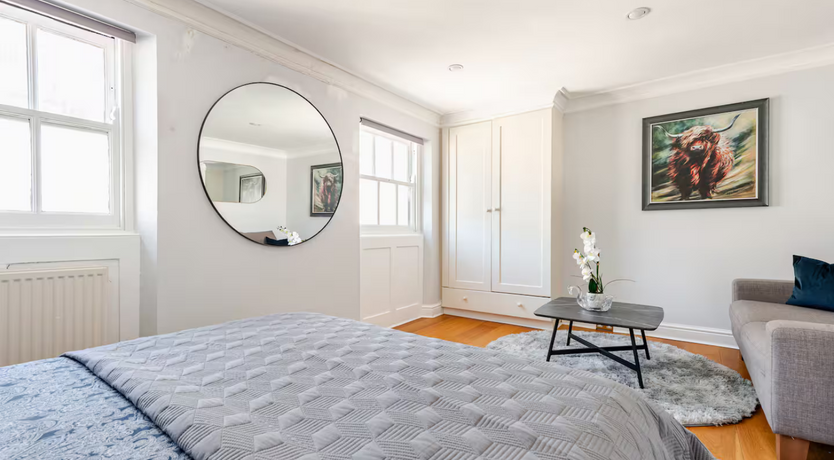 Photo of Victoria's Crown