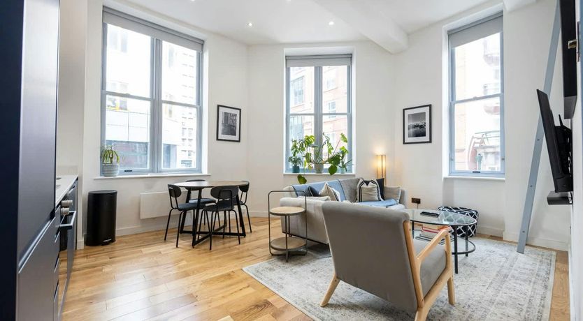 Photo of Manchester Style