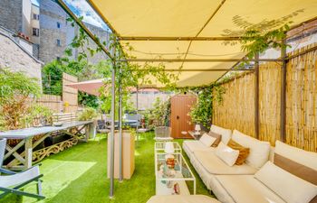 Emerald Garden Holiday Home