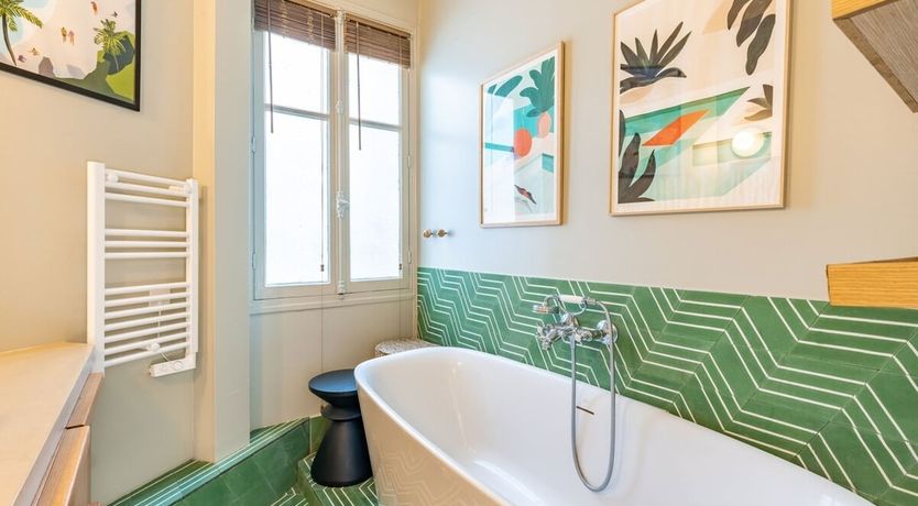 Photo of Noble Jewel