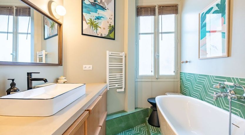 Photo of Noble Jewel