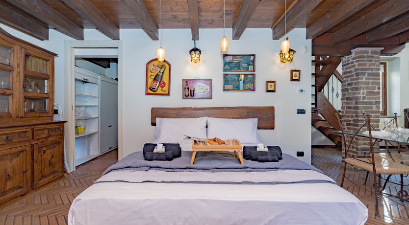 Photo of Mezzanine Milan