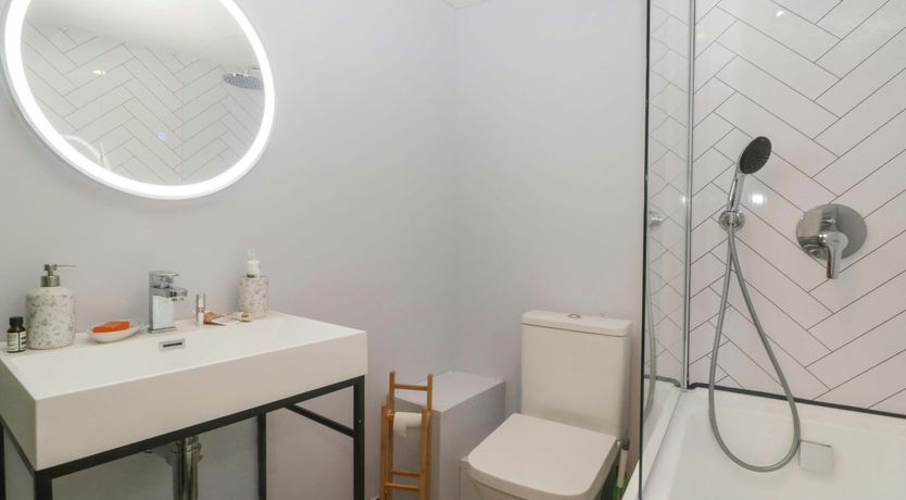 Photo of Cotswold Courtyard Garden