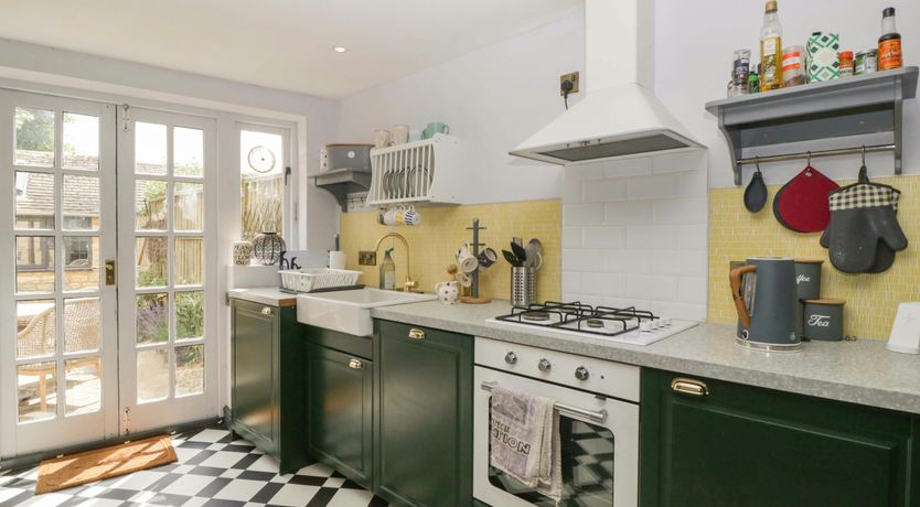 Photo of Cotswold Courtyard Garden