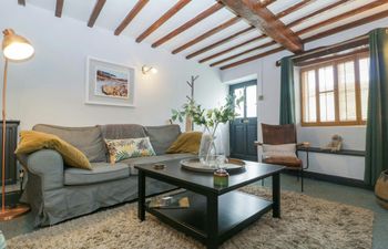 Cotswold Courtyard Garden Holiday Home