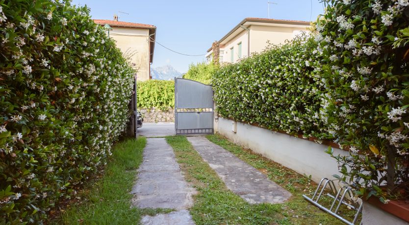 Photo of Tuscany Azure