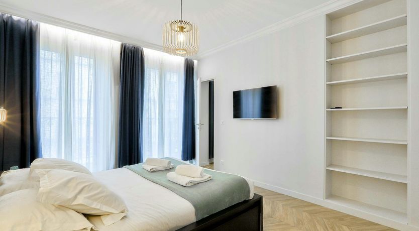 Photo of Silver & Cobolt