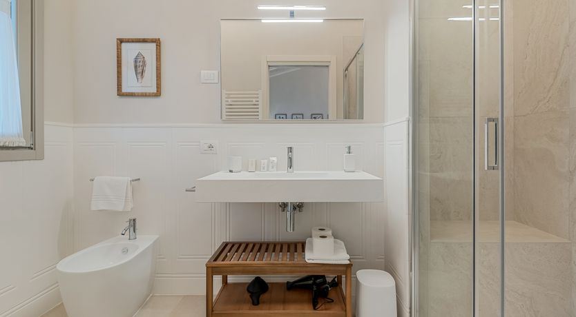 Photo of Graceful View