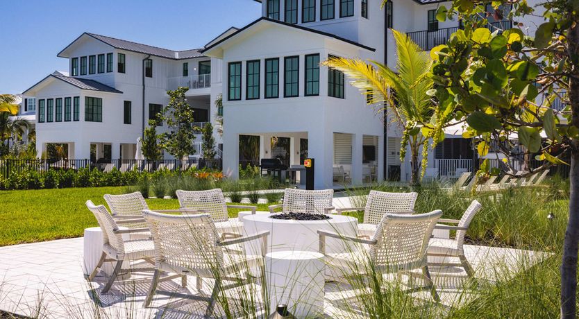 Photo of Waterfront Pearl