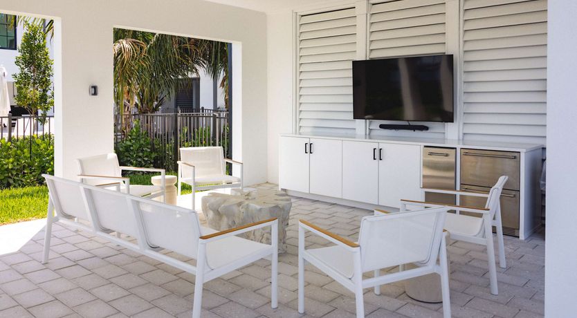 Photo of Waterfront Pearl