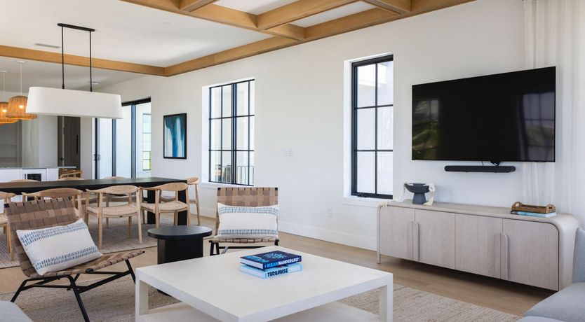 Photo of Waterfront Pearl