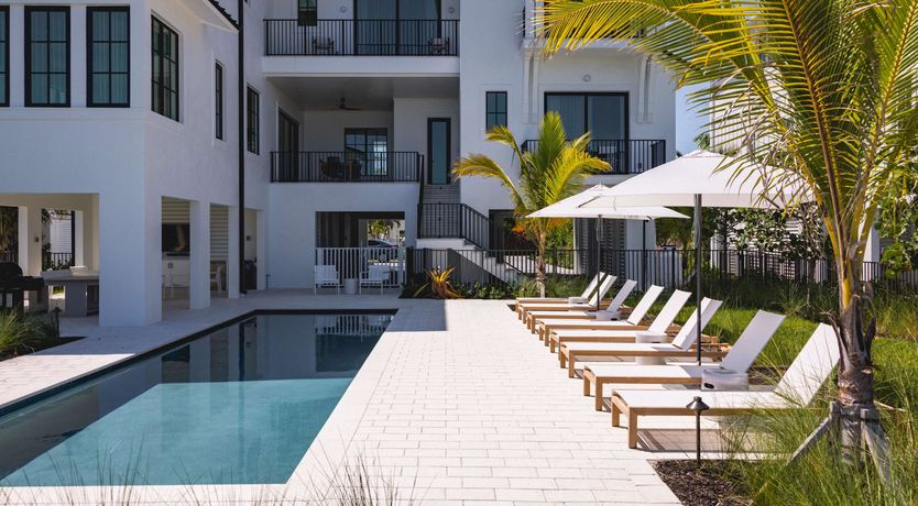 Photo of Waterfront Pearl