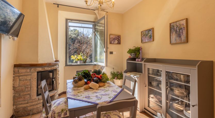 Photo of Wisteria Walk