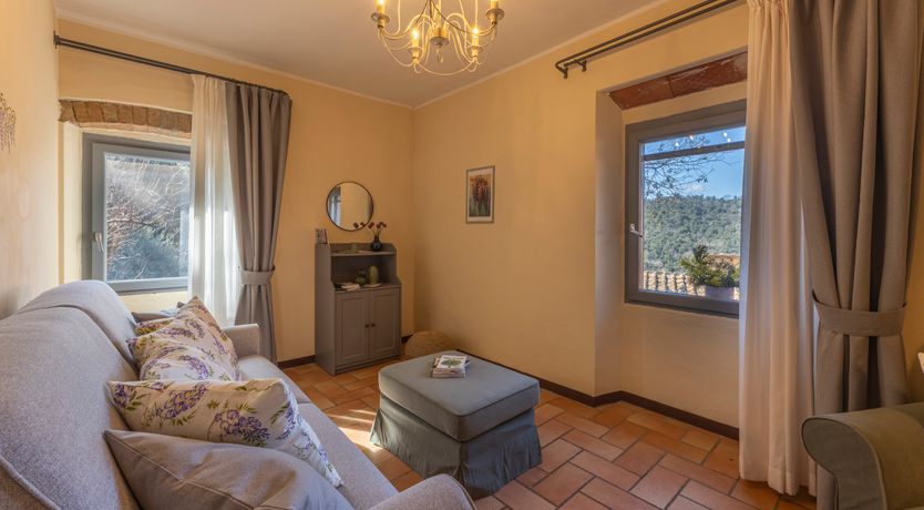 Photo of Wisteria Walk