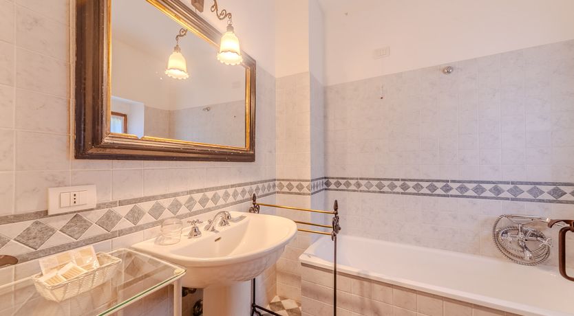 Photo of The Rustic Manor