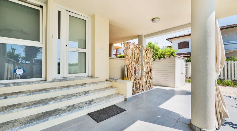 Photo of Opulent Seashore