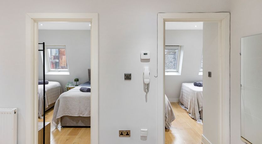 Photo of Quaint Jewel