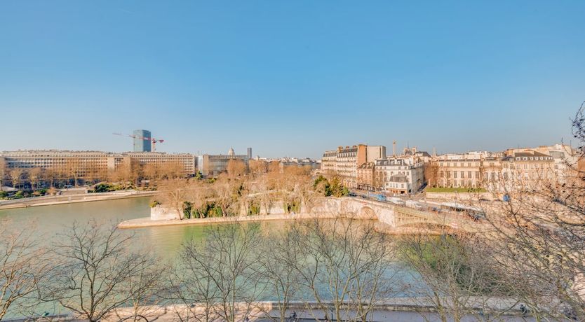 Photo of Notre-Dame's Embrace