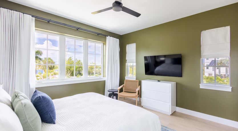 Photo of Island Sophisticate