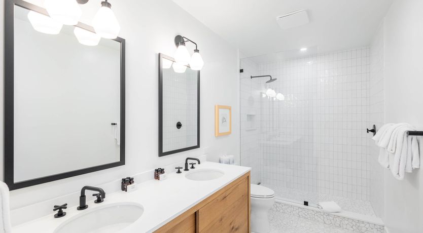 Photo of Island Sophisticate