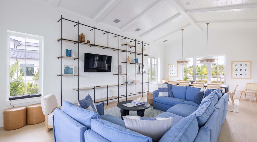 Photo of Island Sophisticate