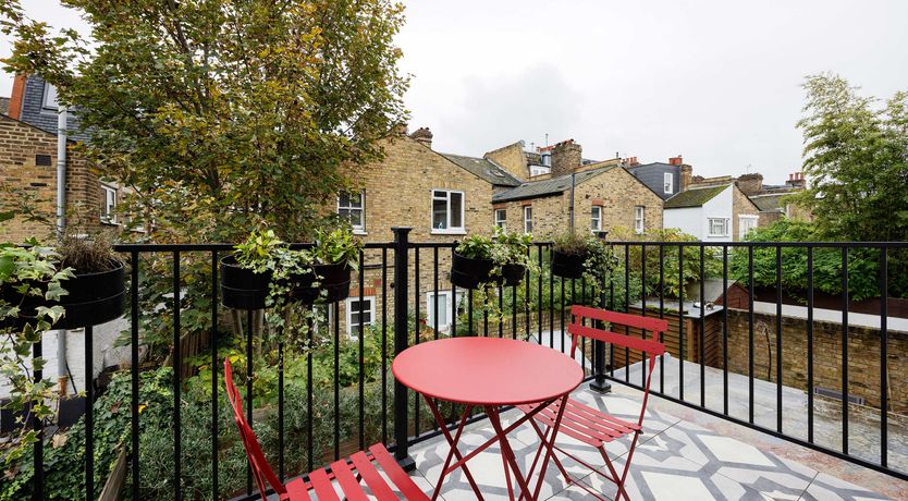 Photo of London Terrace