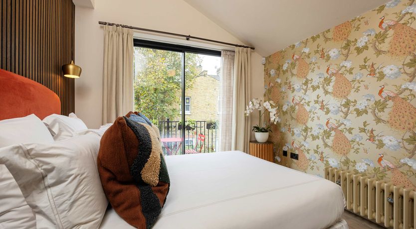 Photo of London Terrace