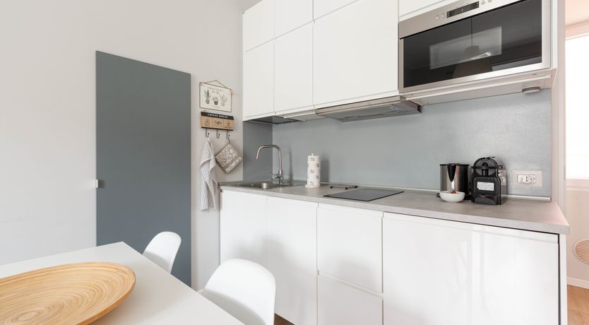 Photo of Graceful & Bold