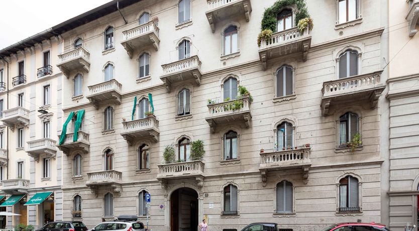 Photo of Graceful & Bold